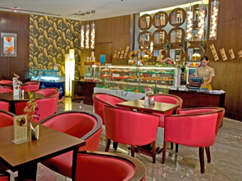 فندق فلورا بارك ديلوكس للشقق الفندقية في دبي موقع عرب تورز
