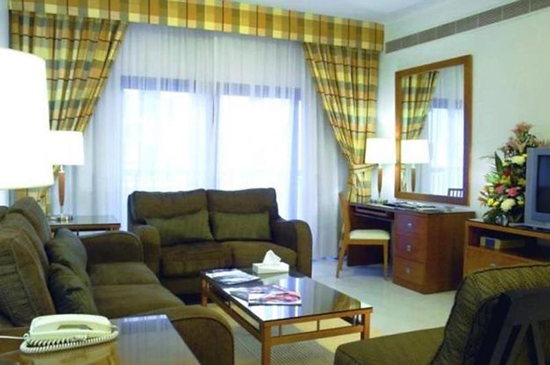 فندق جولدن ساندس للشقق الفندقية في دبي موقع عرب تورز